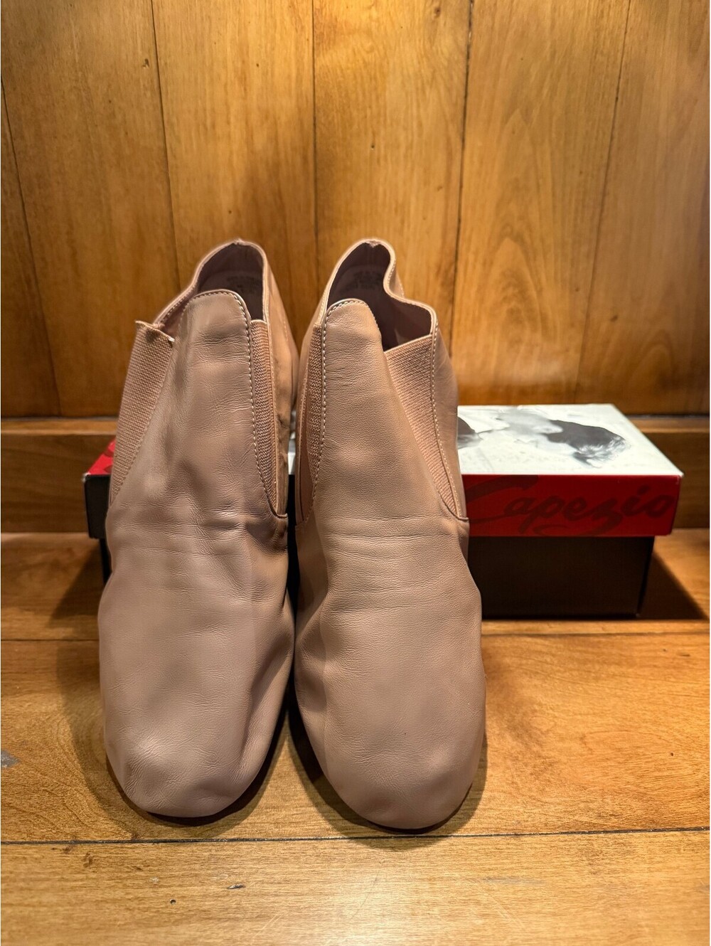 New Capezio Split Sole Gore Boot Dance Shoes Women's Size 13M